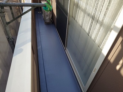 バルコニー床防水　施工後　完了<br />（トップコート）