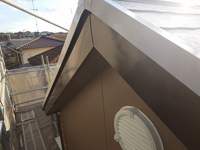 破風板　施工後　完了