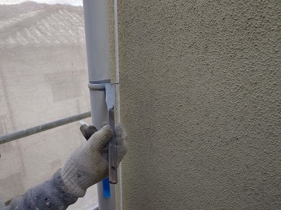 竪樋　バンド鉄部さび止め