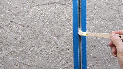 シール工事　外壁目地　プライマー塗布