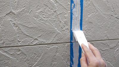 シール工事　外壁目地　ヘラ押え